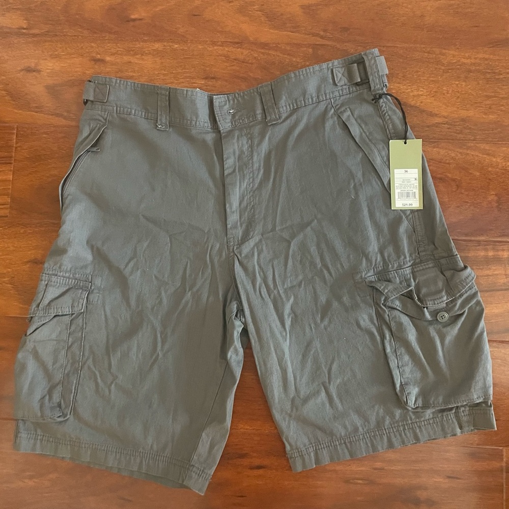 Men’s Utility Cargo Shorts